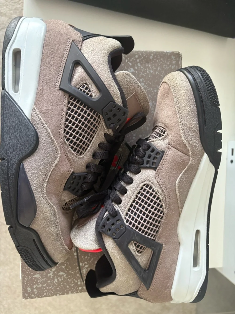 Jordan 4 Retro Taupe Haze